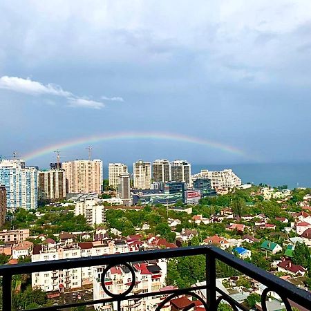 Апартаменты С Панорамным Видом На Море Odesa Exterior photo